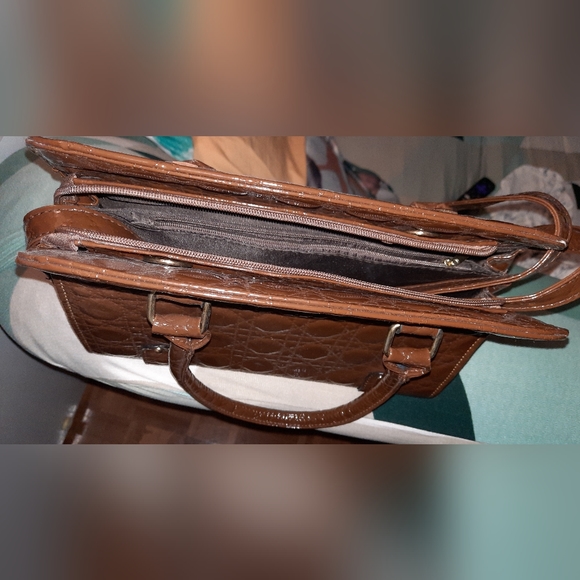 Brown Handbag - Picture 4 of 4